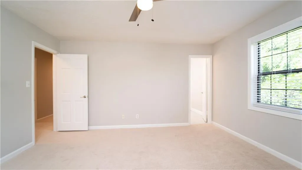 380 N River Parkway Unit C, Sandy Springs, Georgia 30350, 3 Bedrooms Bedrooms, ,2 BathroomsBathrooms,Residential,Sold,380 N River Parkway Unit C,6775549