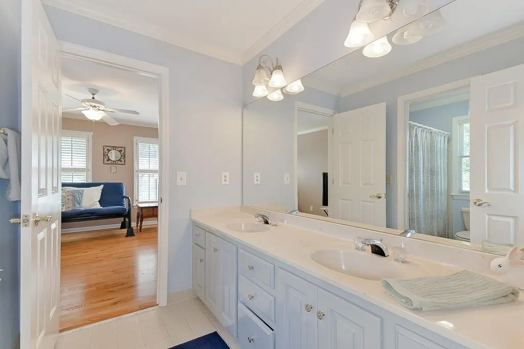 310 Rumford Point, Sandy Springs, Georgia 30350, 6 Bedrooms Bedrooms, ,5 BathroomsBathrooms,Residential,Sold,310 Rumford Point,6607282