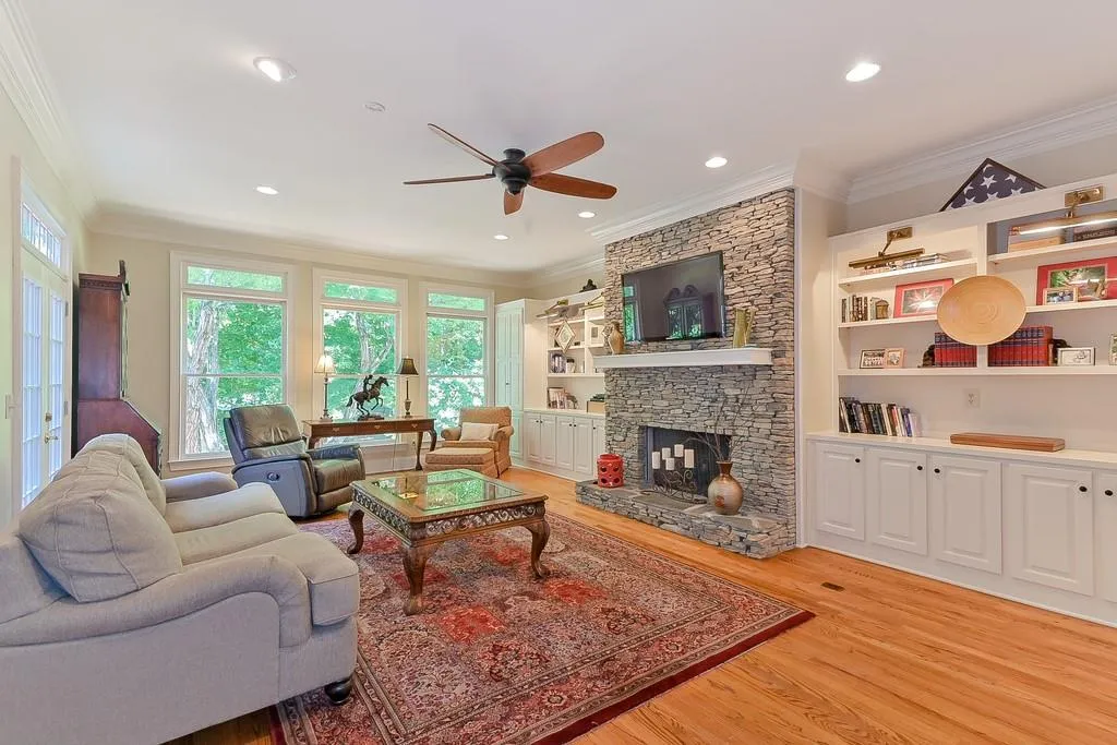 310 Rumford Point, Sandy Springs, Georgia 30350, 6 Bedrooms Bedrooms, ,5 BathroomsBathrooms,Residential,Sold,310 Rumford Point,6607282