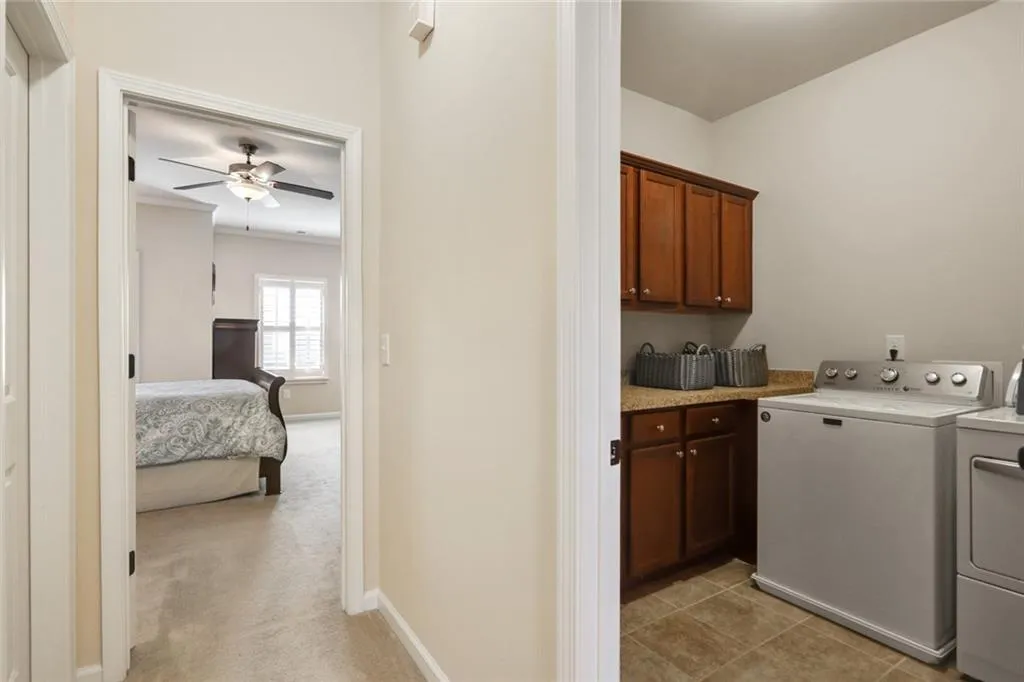 950 Opelousas Way, Atlanta, Georgia 30328, 3 Bedrooms Bedrooms, ,3 BathroomsBathrooms,Residential,Sold,950 Opelousas Way,6805308