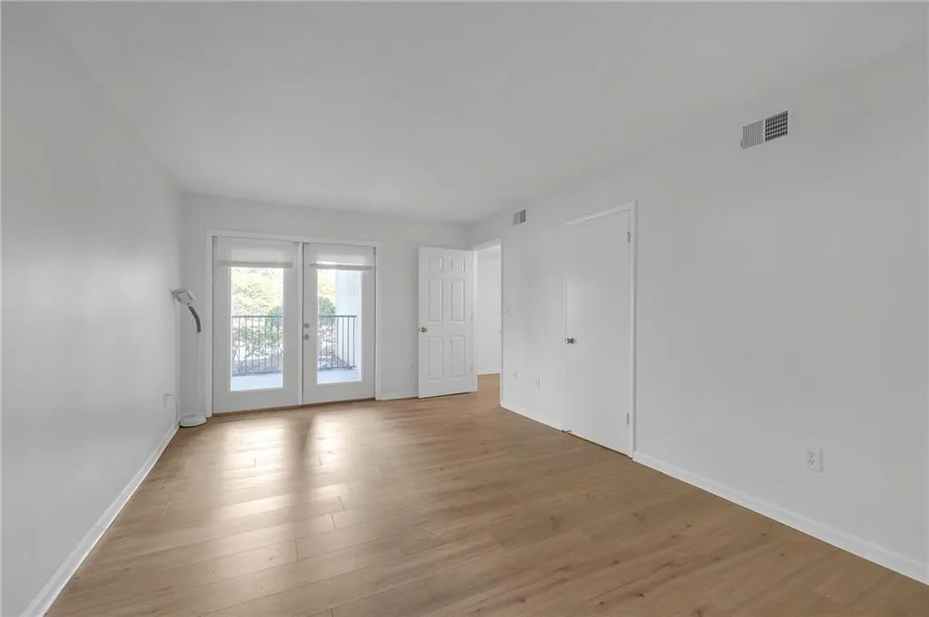 1150 Collier Road Nw Unit 2j, Atlanta, Georgia 30318, 2 Bedrooms Bedrooms, 0 ,2 BathroomsBathrooms,Residential,For Sale,1150 Collier Road Nw Unit 2j,7655340