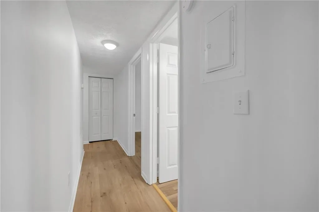 1150 Collier Road Nw Unit 2j, Atlanta, Georgia 30318, 2 Bedrooms Bedrooms, 0 ,2 BathroomsBathrooms,Residential,For Sale,1150 Collier Road Nw Unit 2j,7655340