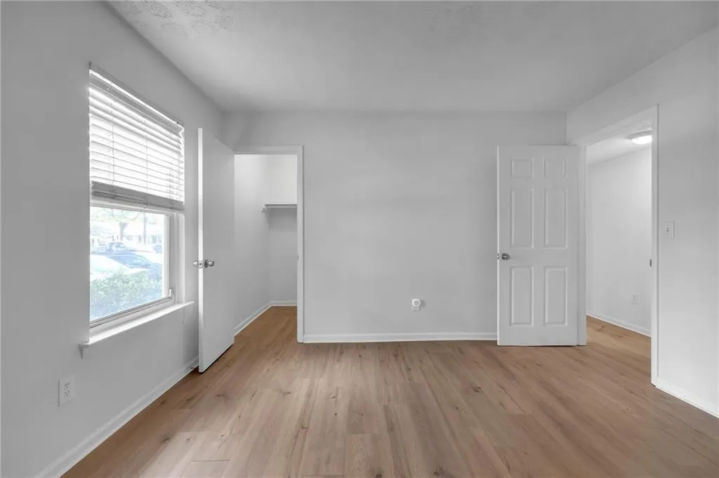 1150 Collier Road Nw Unit 2j, Atlanta, Georgia 30318, 2 Bedrooms Bedrooms, 0 ,2 BathroomsBathrooms,Residential,For Sale,1150 Collier Road Nw Unit 2j,7655340