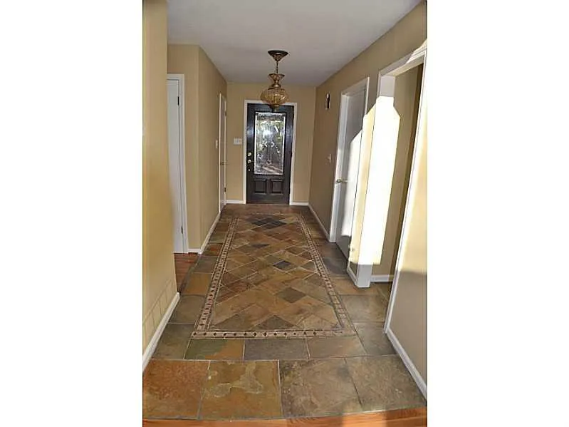 7169 Riverside Drive, Atlanta, Georgia 30328, 3 Bedrooms Bedrooms, ,3 BathroomsBathrooms,Residential,Sold,7169 Riverside Drive,5384662