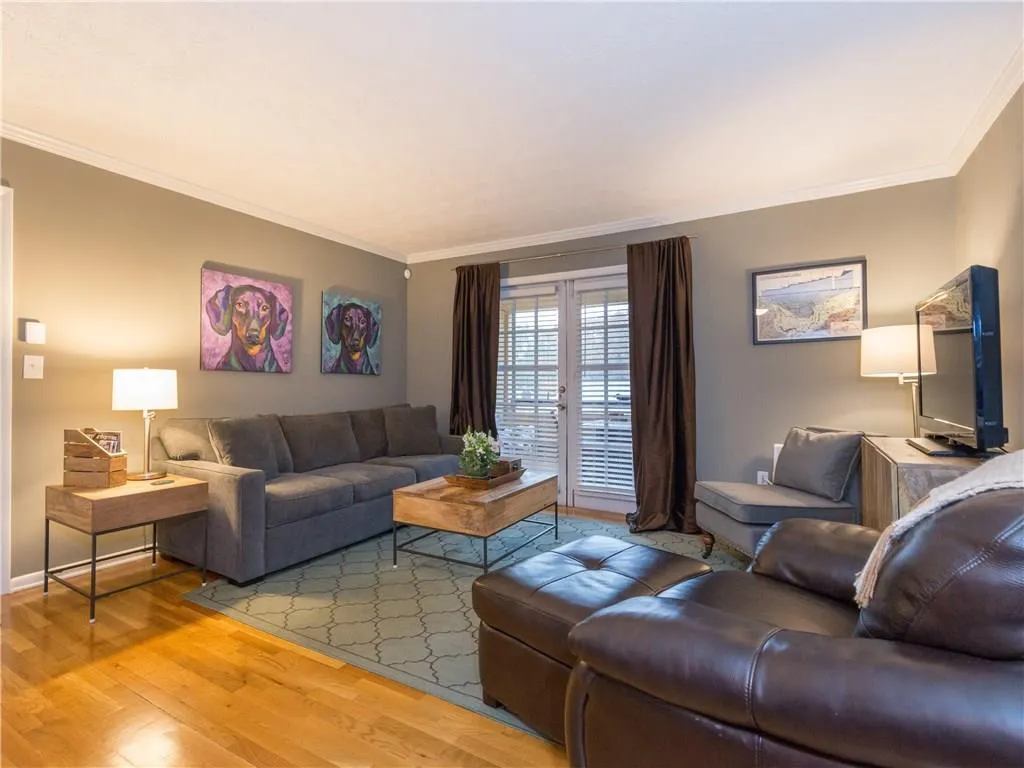 1150 Collier Road Nw Unit H4, Atlanta, Georgia 30318, 1 Bedroom Bedrooms, ,1 BathroomBathrooms,Residential,Sold,1150 Collier Road Nw Unit H4,5780109