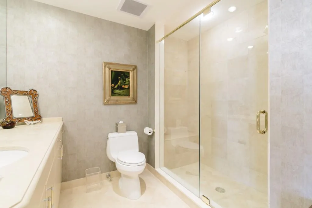 750 Park Avenue Unit 24se, Atlanta, Georgia 30326, 2 Bedrooms Bedrooms, ,2 BathroomsBathrooms,Residential,Sold,750 Park Avenue Unit 24se,5577657