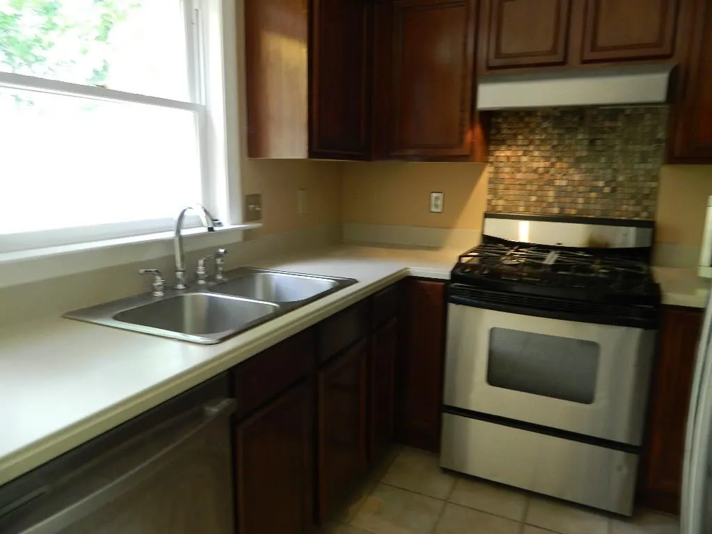 83 Mount Vernon Circle Unit 83, Sandy Springs, Georgia 30338, 2 Bedrooms Bedrooms, ,2 BathroomsBathrooms,Residential,Sold,83 Mount Vernon Circle Unit 83,5673557