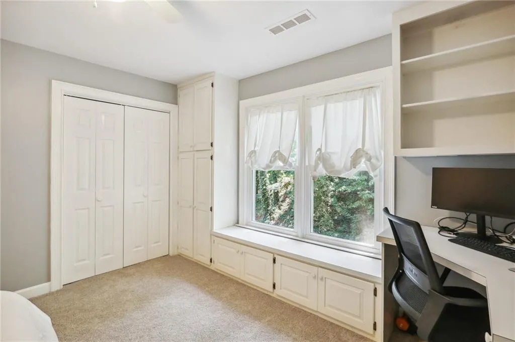 7155 Roswell Road Unit 13, Sandy Springs, Georgia 30328, 3 Bedrooms Bedrooms, ,3 BathroomsBathrooms,Residential,Sold,7155 Roswell Road Unit 13,7259267