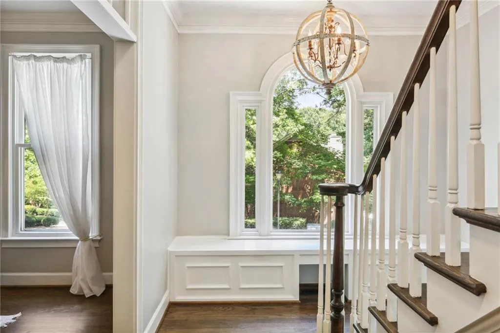 7155 Roswell Road Unit 13, Sandy Springs, Georgia 30328, 3 Bedrooms Bedrooms, ,3 BathroomsBathrooms,Residential,Sold,7155 Roswell Road Unit 13,7259267