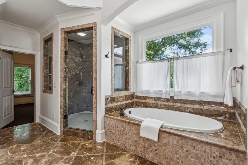 Primary Ensuite