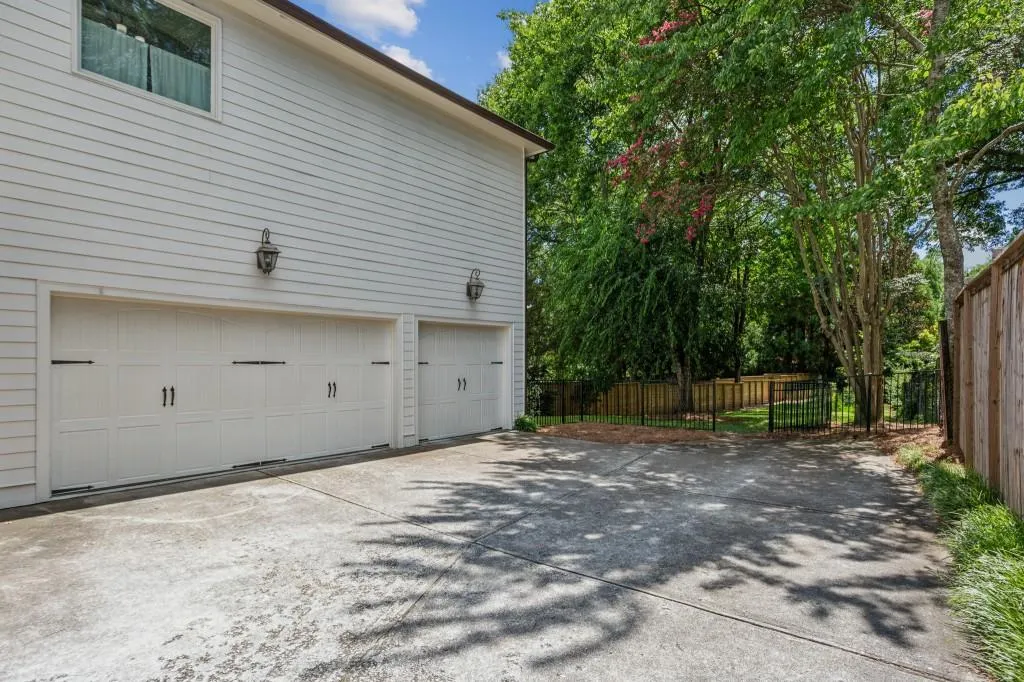 Three Car Garage