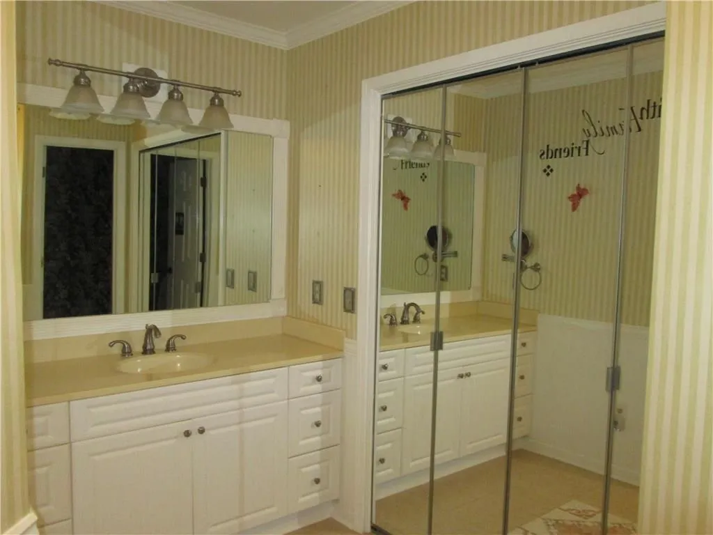 201 Bainbridge Drive, Sandy Springs, Georgia 30327, 1 Bedroom Bedrooms, ,1 BathroomBathrooms,Residential,Sold,201 Bainbridge Drive,5738145