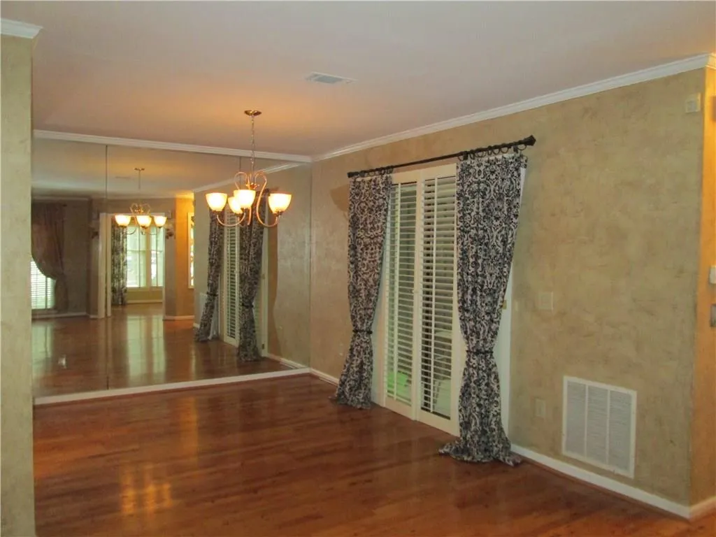 201 Bainbridge Drive, Sandy Springs, Georgia 30327, 1 Bedroom Bedrooms, ,1 BathroomBathrooms,Residential,Sold,201 Bainbridge Drive,5738145