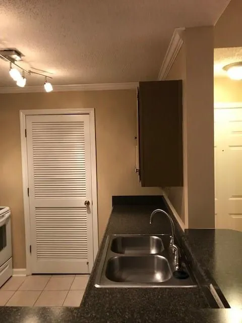 627 Granville Court Unit 627, Sandy Springs, Georgia 30328, 1 Bedroom Bedrooms, ,1 BathroomBathrooms,Residential,Sold,627 Granville Court Unit 627,5950728