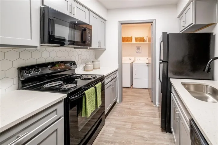 1900 Rosemont Parkway Unit 1411, Roswell, Georgia 30076