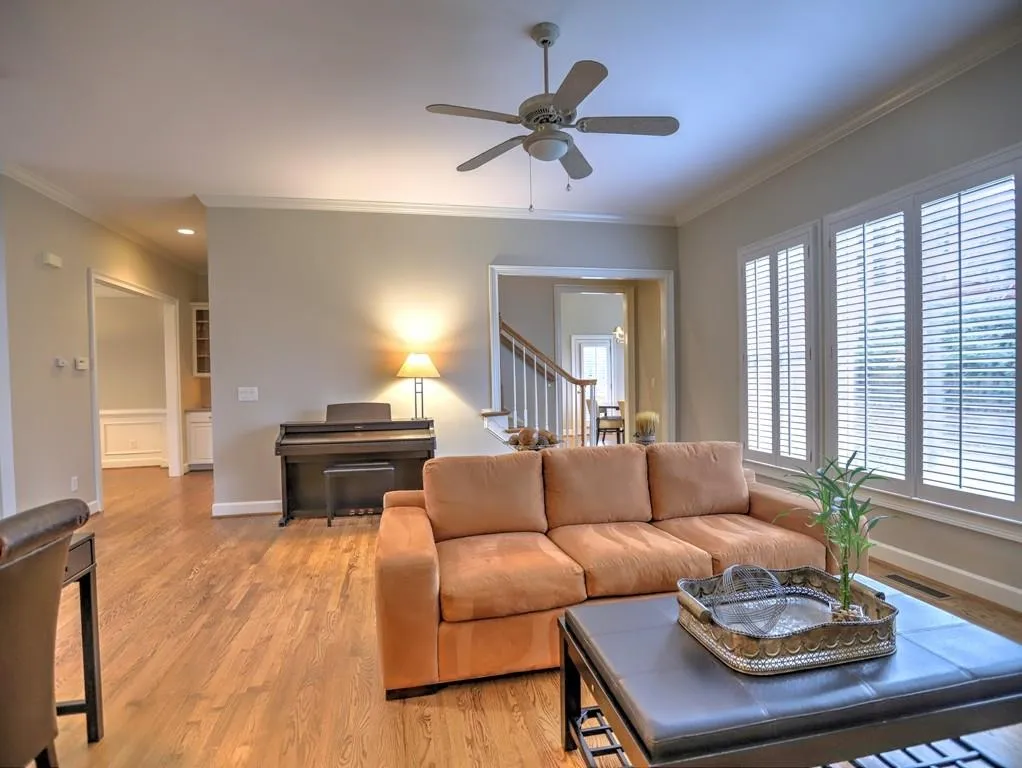 175 Trowbridge Road, Sandy Springs, Georgia 30350, 5 Bedrooms Bedrooms, ,4 BathroomsBathrooms,Residential,Sold,175 Trowbridge Road,6752684