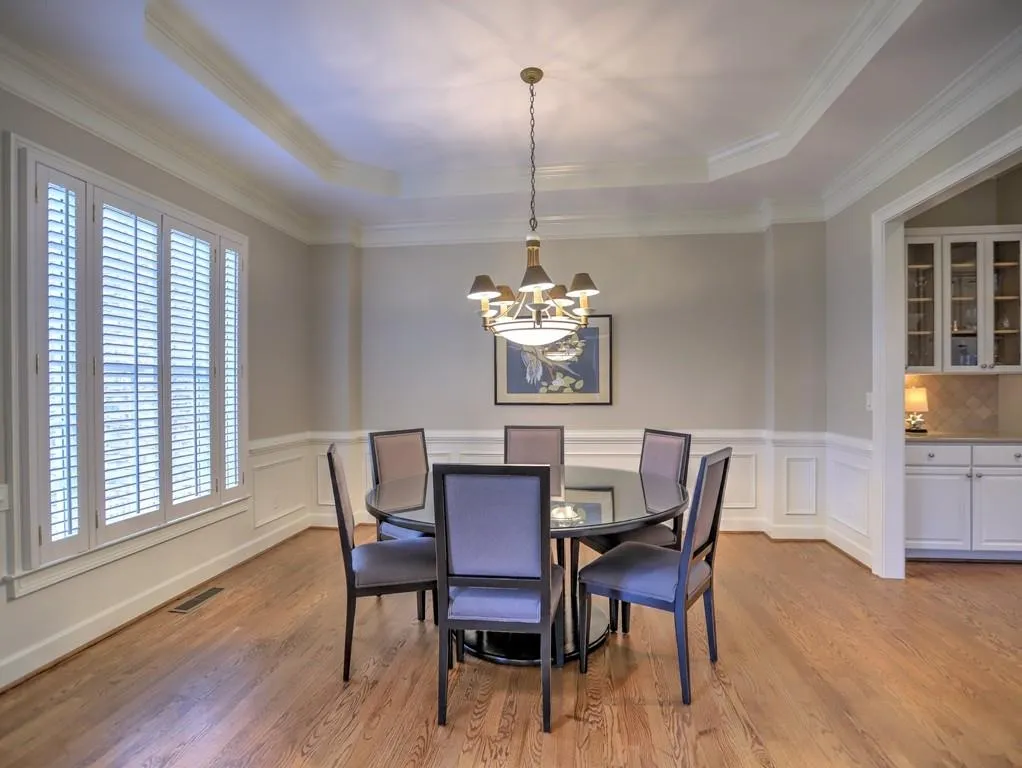 175 Trowbridge Road, Sandy Springs, Georgia 30350, 5 Bedrooms Bedrooms, ,4 BathroomsBathrooms,Residential,Sold,175 Trowbridge Road,6752684