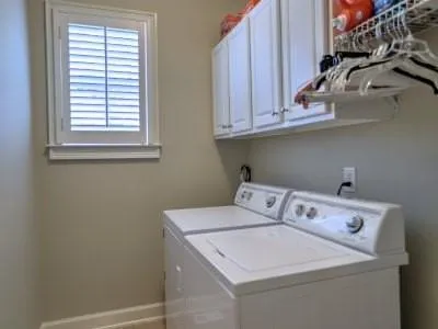 175 Trowbridge Road, Sandy Springs, Georgia 30350, 5 Bedrooms Bedrooms, ,4 BathroomsBathrooms,Residential,Sold,175 Trowbridge Road,6752684
