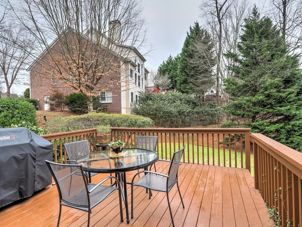 175 Trowbridge Road, Sandy Springs, Georgia 30350, 5 Bedrooms Bedrooms, ,4 BathroomsBathrooms,Residential,Sold,175 Trowbridge Road,6752684