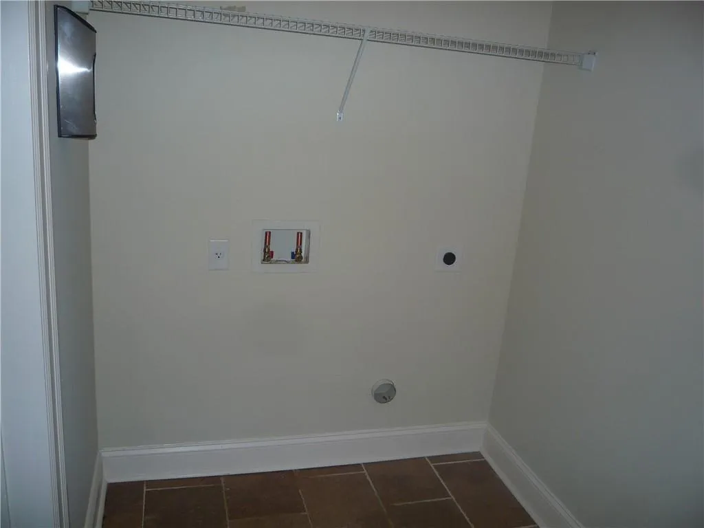 901 Abernathy Road Unit 1240, Atlanta, Georgia 30328, 3 Bedrooms Bedrooms, ,2 BathroomsBathrooms,Residential,Sold,901 Abernathy Road Unit 1240,6631708