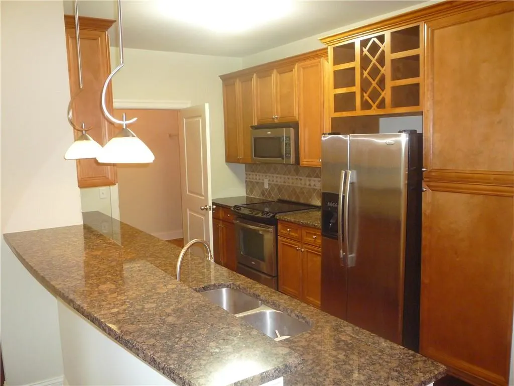 901 Abernathy Road Unit 1240, Atlanta, Georgia 30328, 3 Bedrooms Bedrooms, ,2 BathroomsBathrooms,Residential,Sold,901 Abernathy Road Unit 1240,6631708