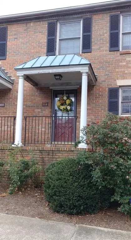 6700 Roswell Road Unit 30-e, Atlanta, Georgia 30328, 2 Bedrooms Bedrooms, ,1 BathroomBathrooms,Residential,Sold,6700 Roswell Road Unit 30-e,5833475