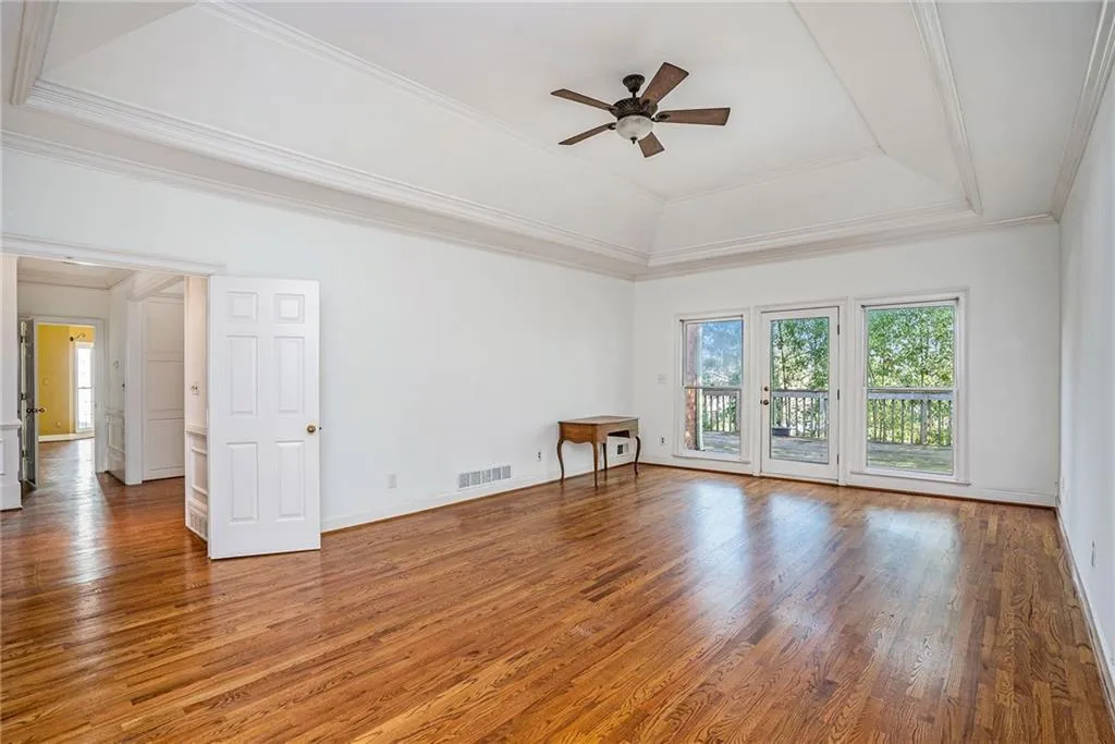 160 Grosvenor Place, Sandy Springs, Georgia 30328, 3 Bedrooms Bedrooms, ,2 BathroomsBathrooms,Residential,Sold,160 Grosvenor Place,6984818