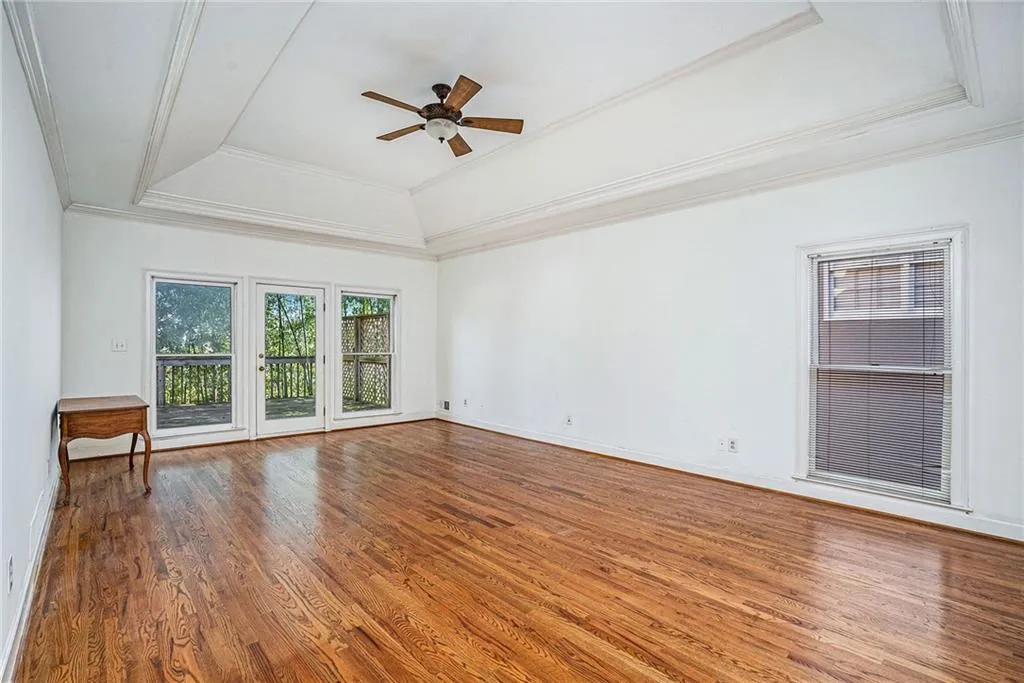 160 Grosvenor Place, Sandy Springs, Georgia 30328, 3 Bedrooms Bedrooms, ,2 BathroomsBathrooms,Residential,Sold,160 Grosvenor Place,6984818