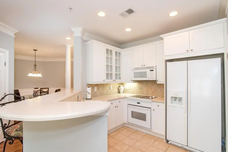 4100 Paces Walk Se Unit 1110, Atlanta, Georgia 30339, 2 Bedrooms Bedrooms, ,2 BathroomsBathrooms,Residential,Sold,4100 Paces Walk Se Unit 1110,5793458