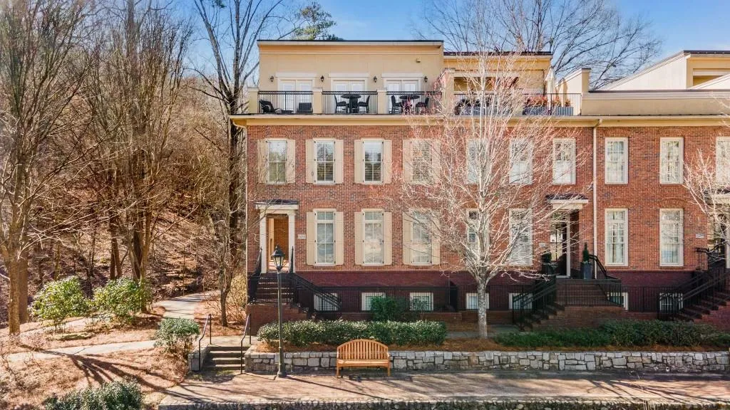 1419 River Vista Drive, Atlanta, Georgia 30339, 4 Bedrooms Bedrooms, ,4 BathroomsBathrooms,Residential,Sold,1419 River Vista Drive,7196124