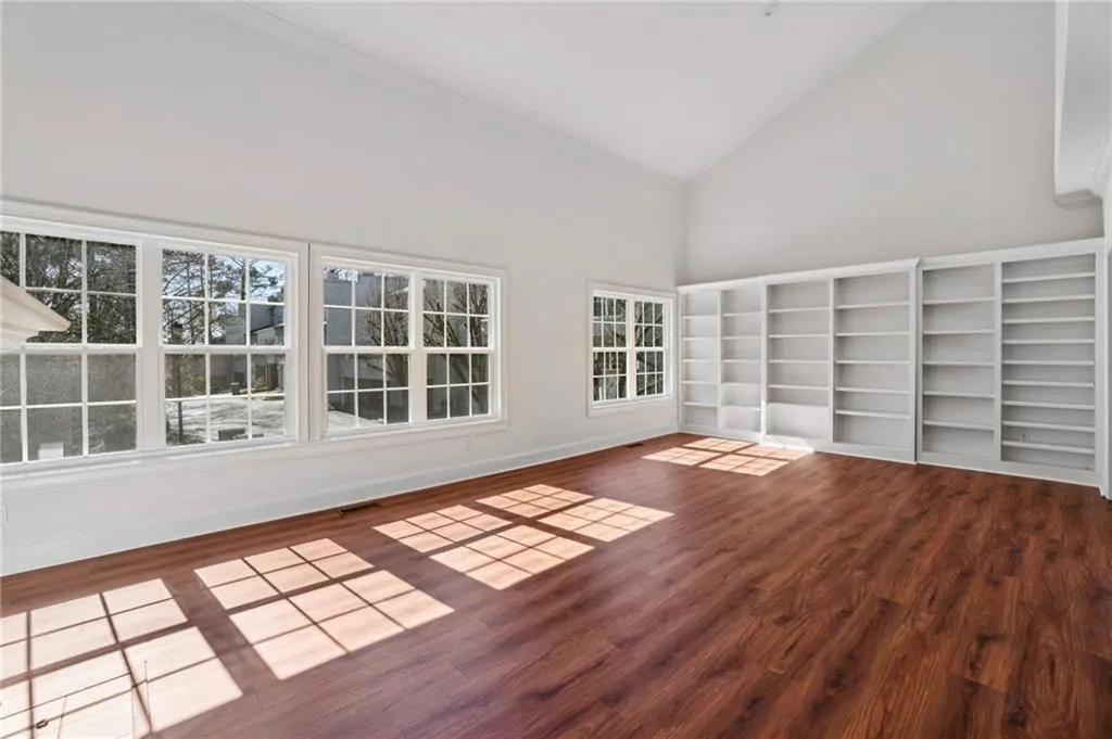 5996 Mitchell Road Unit 20, Atlanta, Georgia 30328, 3 Bedrooms Bedrooms, ,3 BathroomsBathrooms,Residential,Sold,5996 Mitchell Road Unit 20,7718559
