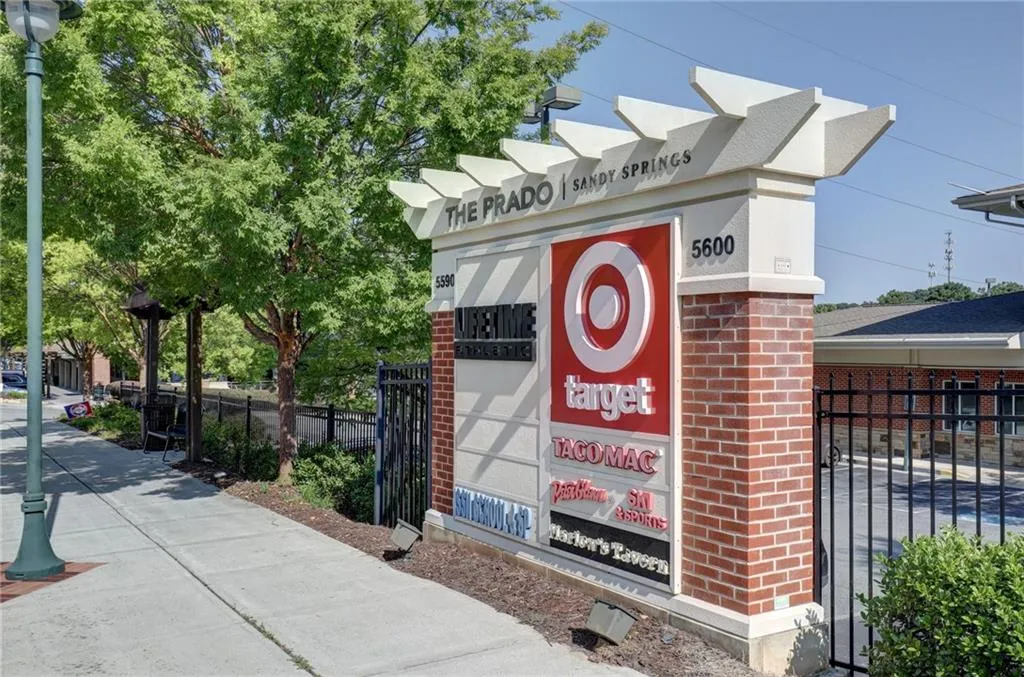 5996 Mitchell Road Unit 20, Atlanta, Georgia 30328, 3 Bedrooms Bedrooms, ,3 BathroomsBathrooms,Residential,Sold,5996 Mitchell Road Unit 20,7718559
