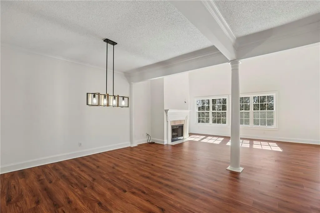 Dining roon open to living room for great flow