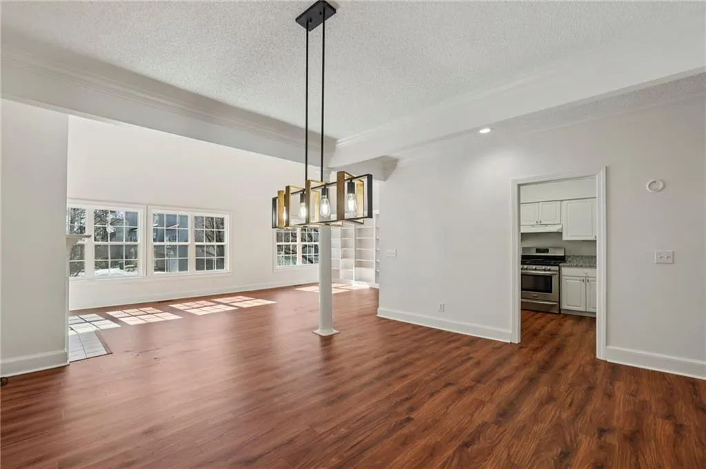 5996 Mitchell Road Unit 20, Atlanta, Georgia 30328, 3 Bedrooms Bedrooms, ,3 BathroomsBathrooms,Residential,Sold,5996 Mitchell Road Unit 20,7718559