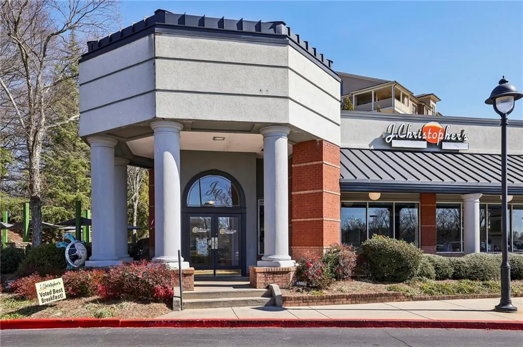 Neighborhood restaurant
