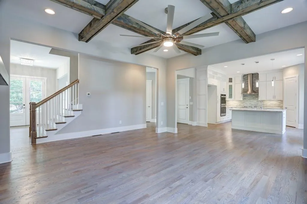 620 Carriage Drive, Sandy Springs, Georgia 30328, 5 Bedrooms Bedrooms, ,4 BathroomsBathrooms,Residential,Sold,620 Carriage Drive,6588187