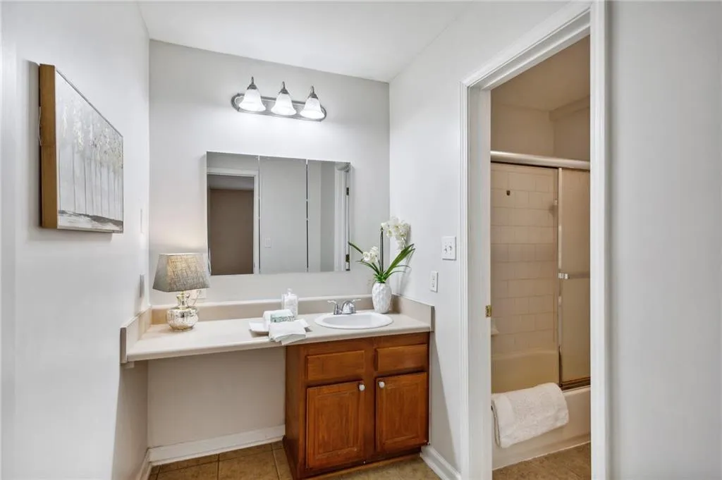Owner's suite Bathroom