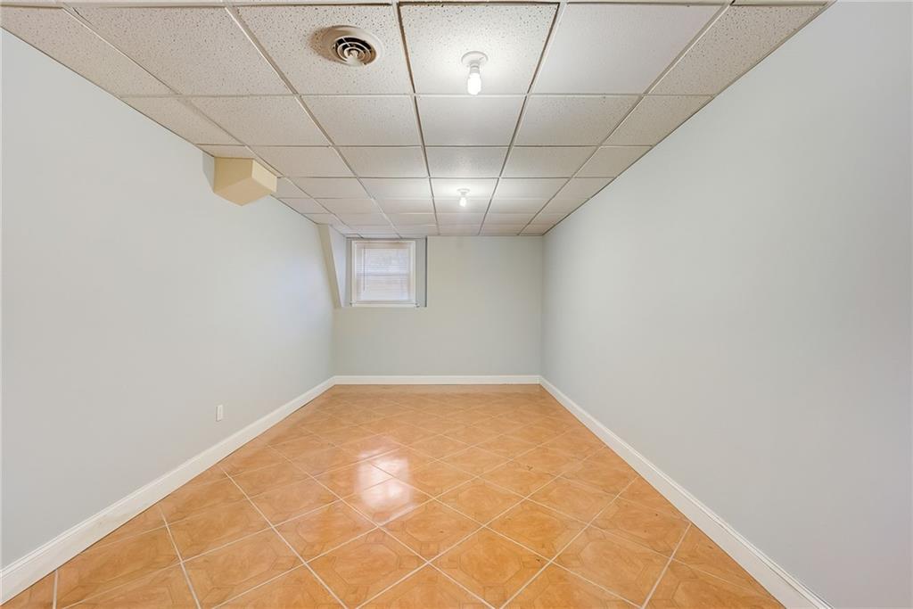 5005 Willow Bluff Drive, Sandy Springs, Georgia 30350, 7 Bedrooms Bedrooms, ,4 BathroomsBathrooms,Residential,Sold,5005 Willow Bluff Drive,7309603