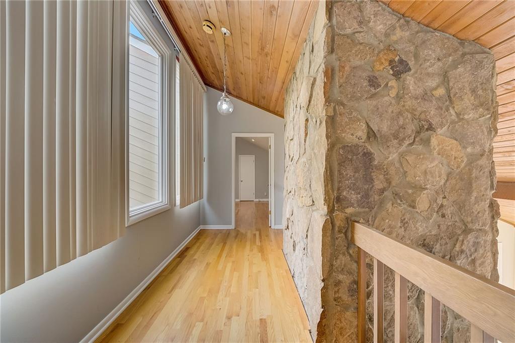 5005 Willow Bluff Drive, Sandy Springs, Georgia 30350, 7 Bedrooms Bedrooms, ,4 BathroomsBathrooms,Residential,Sold,5005 Willow Bluff Drive,7309603