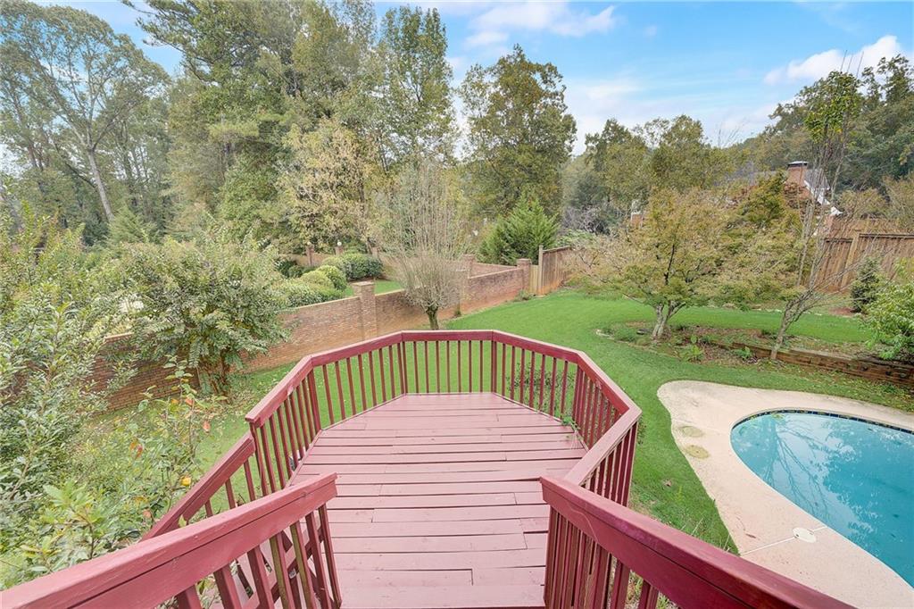 5005 Willow Bluff Drive, Sandy Springs, Georgia 30350, 7 Bedrooms Bedrooms, ,4 BathroomsBathrooms,Residential,Sold,5005 Willow Bluff Drive,7309603