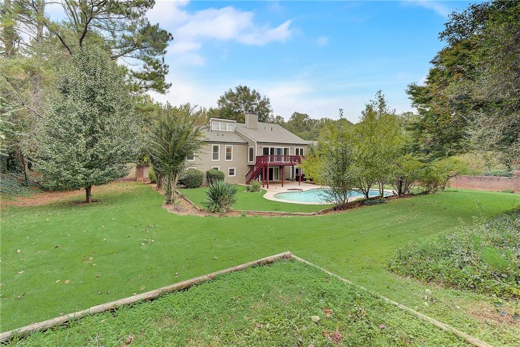 5005 Willow Bluff Drive, Sandy Springs, Georgia 30350, 7 Bedrooms Bedrooms, ,4 BathroomsBathrooms,Residential,Sold,5005 Willow Bluff Drive,7309603