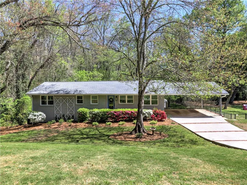 355 Brook Drive, Sandy Springs, Georgia 30328, 3 Bedrooms Bedrooms, ,2 BathroomsBathrooms,Residential,Sold,355 Brook Drive,7363614