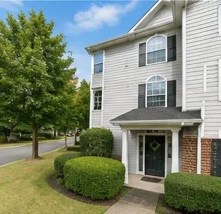 812 Vinings Forest Lane Se, Smyrna, Georgia 30080