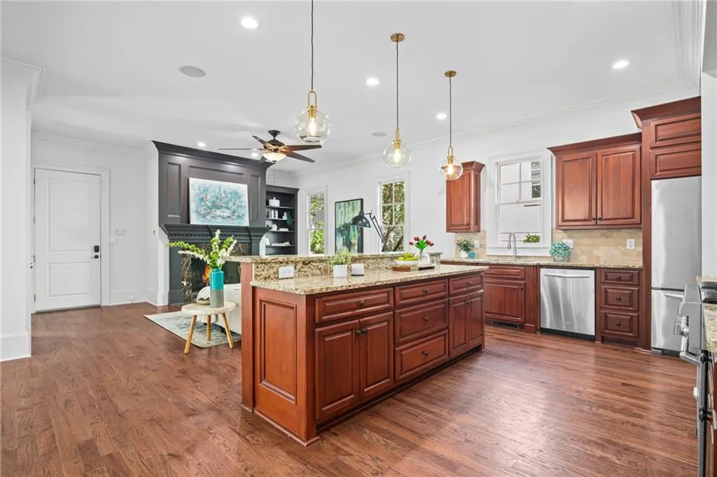 Open kitchen, living and dining