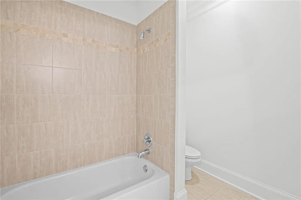 94 W Belle Isle Road, Atlanta, Georgia 30342, 6 Bedrooms Bedrooms, ,4 BathroomsBathrooms,Residential,For Sale,94 W Belle Isle Road,7736586
