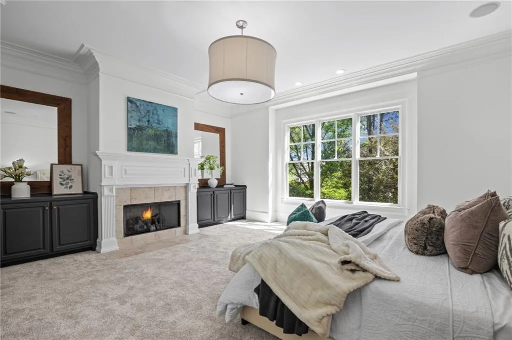 Oversized primary suite with builtins