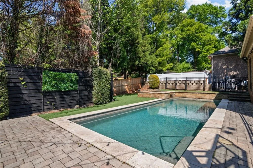 Saltwater pool and spa