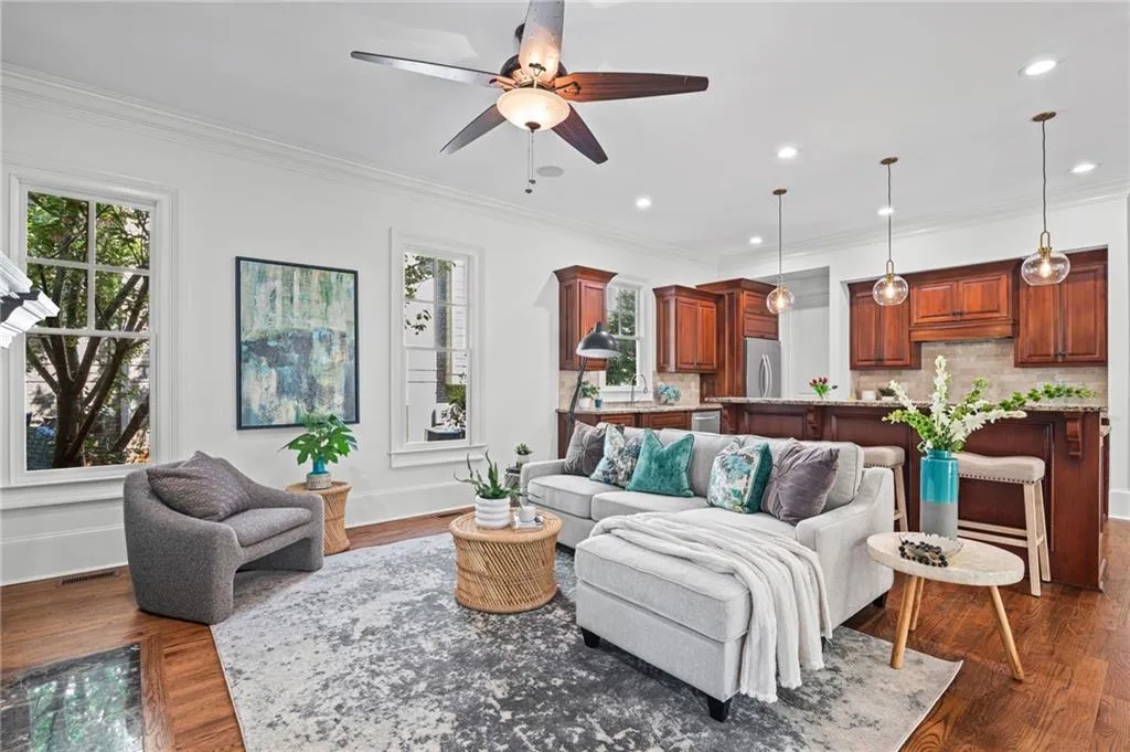 94 W Belle Isle Road, Atlanta, Georgia 30342, 6 Bedrooms Bedrooms, ,4 BathroomsBathrooms,Residential,For Sale,94 W Belle Isle Road,7736586