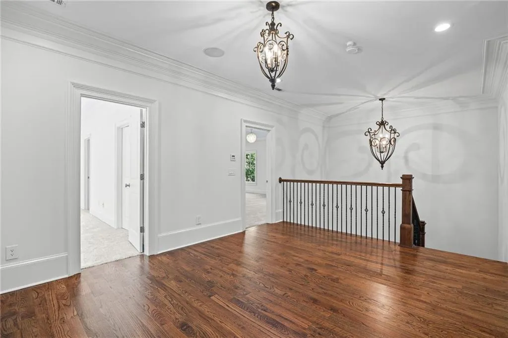 94 W Belle Isle Road, Atlanta, Georgia 30342, 6 Bedrooms Bedrooms, ,4 BathroomsBathrooms,Residential,For Sale,94 W Belle Isle Road,7736586