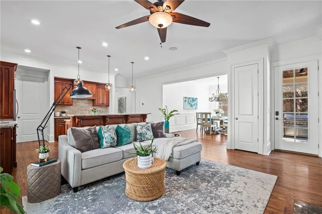 94 W Belle Isle Road, Atlanta, Georgia 30342, 6 Bedrooms Bedrooms, ,4 BathroomsBathrooms,Residential,For Sale,94 W Belle Isle Road,7736586